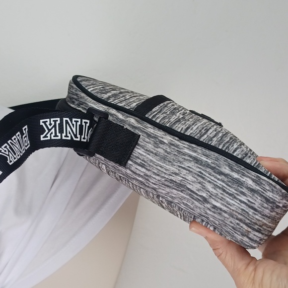 ♥️SOLD♥️PINK VICTORIA'S SECRET Gray & Black Cool Crossbody Utility Bag Like New! - Picture 6 of 12